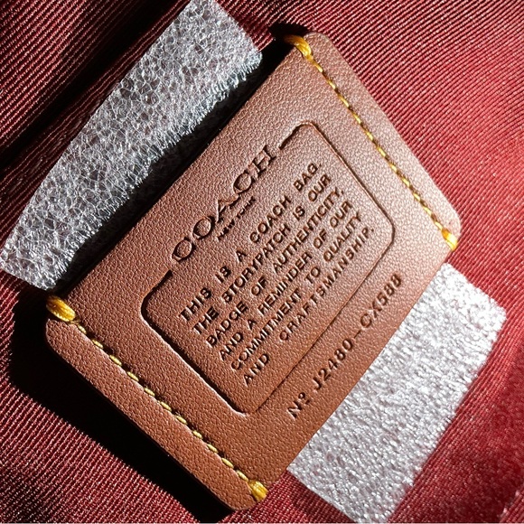 Coach CX588 Signature Canvas Shoulder Bag Horse & Carriage Print - Picture 10 of 13